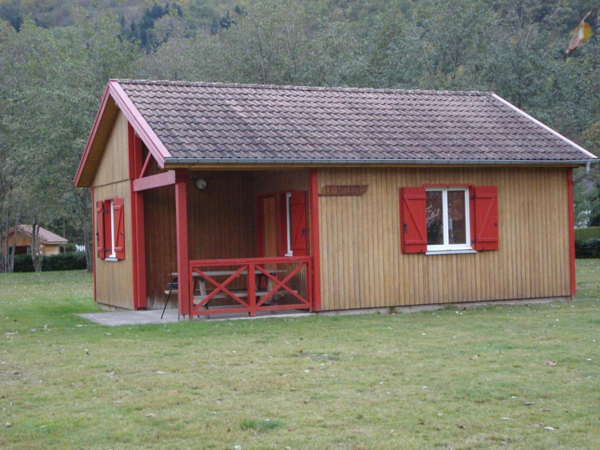 Camping Base De Loisirs Du Lac De La Moselotte Hotel Saulxures-sur-Moselotte Exterior photo