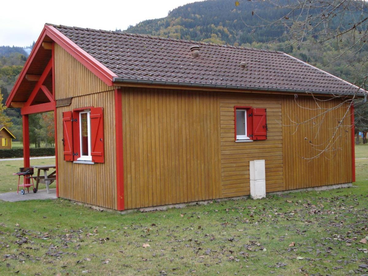 Camping Base De Loisirs Du Lac De La Moselotte Hotel Saulxures-sur-Moselotte Exterior photo