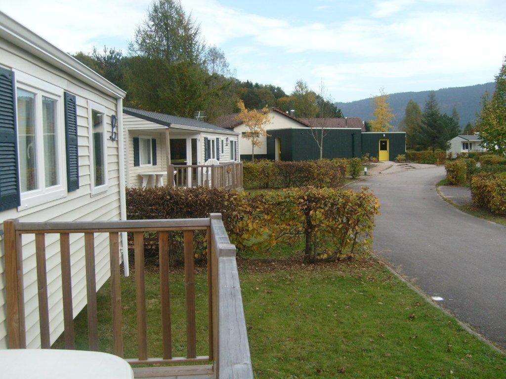 Camping Base De Loisirs Du Lac De La Moselotte Hotel Saulxures-sur-Moselotte Exterior photo