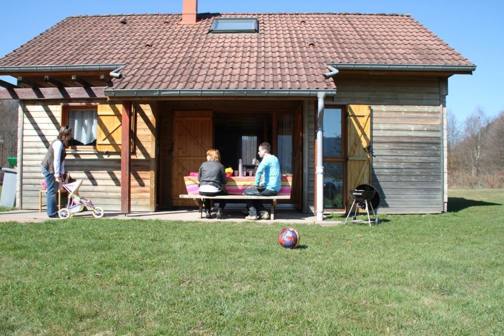 Camping Base De Loisirs Du Lac De La Moselotte Hotel Saulxures-sur-Moselotte Room photo