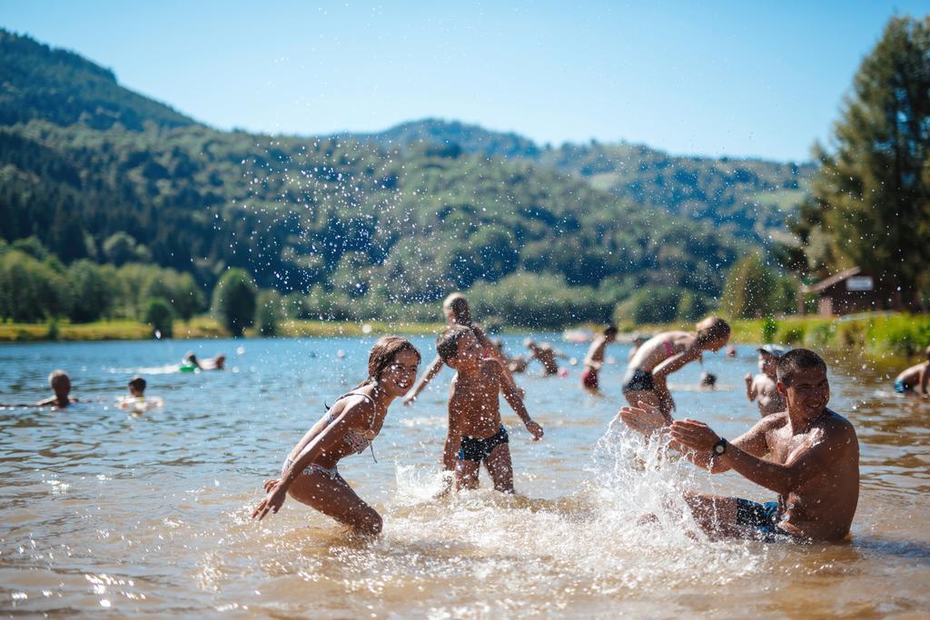 Camping Base De Loisirs Du Lac De La Moselotte Hotel Saulxures-sur-Moselotte Exterior photo