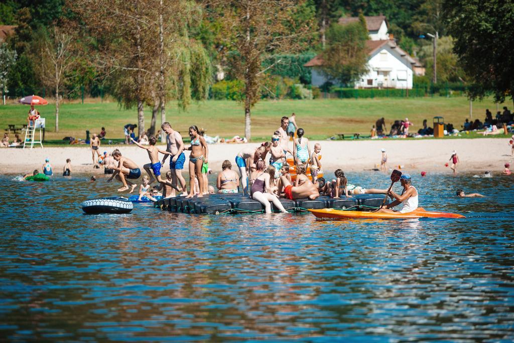 Camping Base De Loisirs Du Lac De La Moselotte Hotel Saulxures-sur-Moselotte Exterior photo