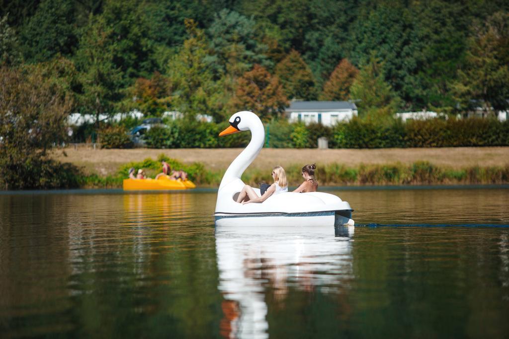 Camping Base De Loisirs Du Lac De La Moselotte Hotel Saulxures-sur-Moselotte Exterior photo